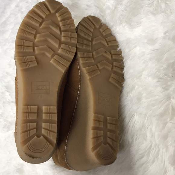 Toms Heeled Wedge Booties - Picture 6 of 10